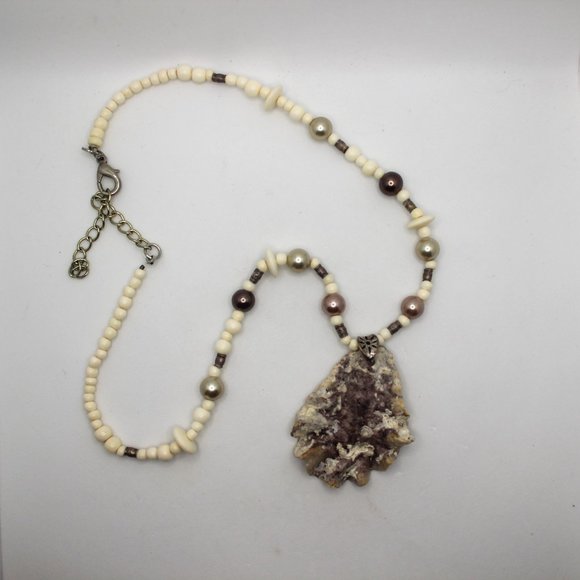 Shell and Bone Handmade Necklace - Picture 3 of 5